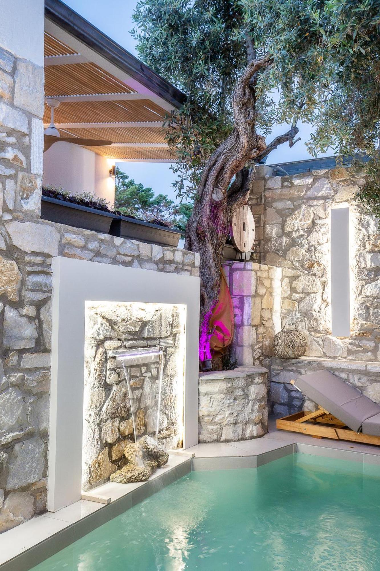 Holiday home Stone House Maria *